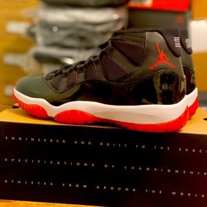 Air Jordan 11 Playoff Bred 2019